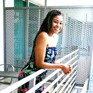 Meet your Posher, Alisha